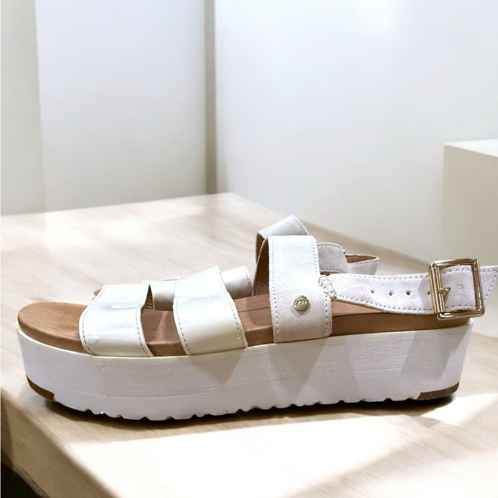 Women's White Ugg Treadlite Braylynn Flatform Sandal
